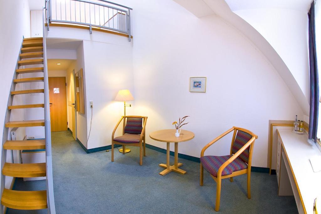 Leine-Hotel Göttingen Chambre photo